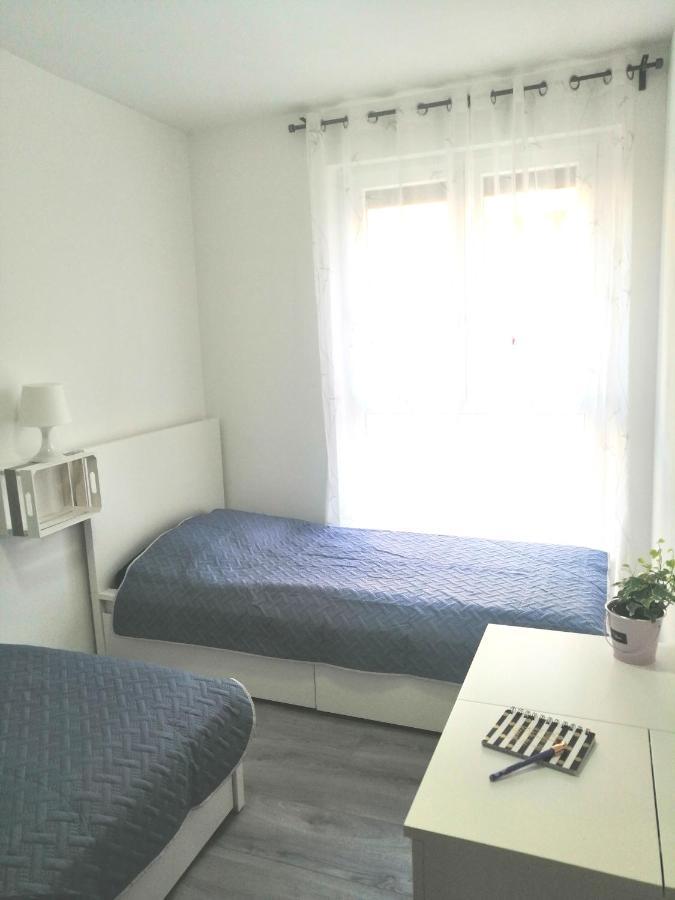 Apartman Sanja พูลา ภายนอก รูปภาพ